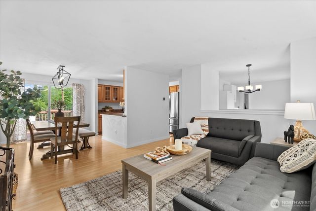 11820 SE 316th Place, Auburn, WA 98092