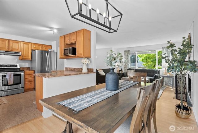 11820 SE 316th Place, Auburn, WA 98092