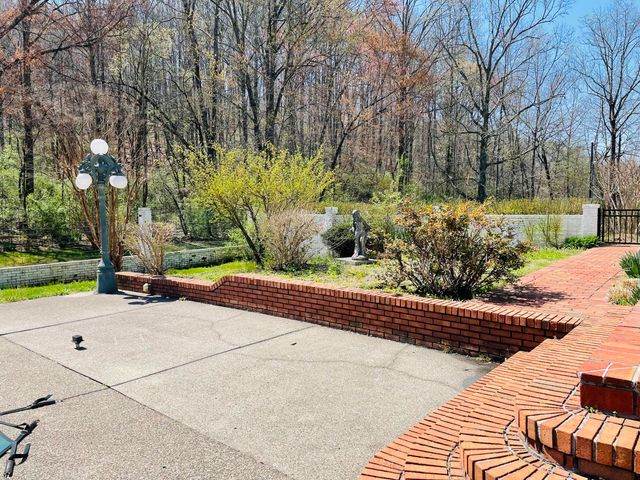 310 Sunny Brook Lane, Heidrick, KY 40949