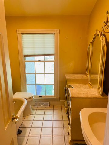 310 Sunny Brook Lane, Heidrick, KY 40949