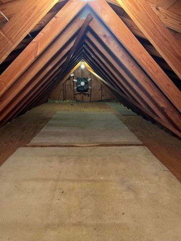 310 Sunny Brook Lane, Heidrick, KY 40949