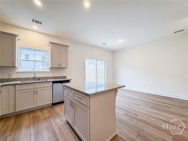 86 Beaumont Drive, Hinesville, GA 31313