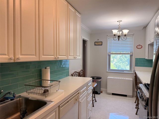 499 N Broadway 5L, White Plains, NY 10603