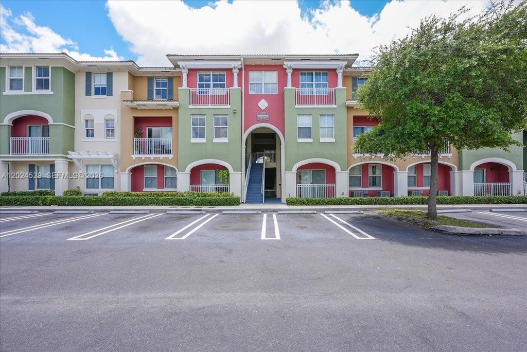 11102 NW 83rd St 108, Doral, FL 33178