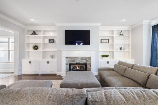 3066 Allenwood Dr, Thompsons Station, TN 37179