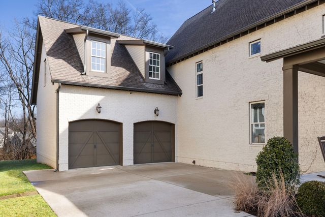 3066 Allenwood Dr, Thompsons Station, TN 37179