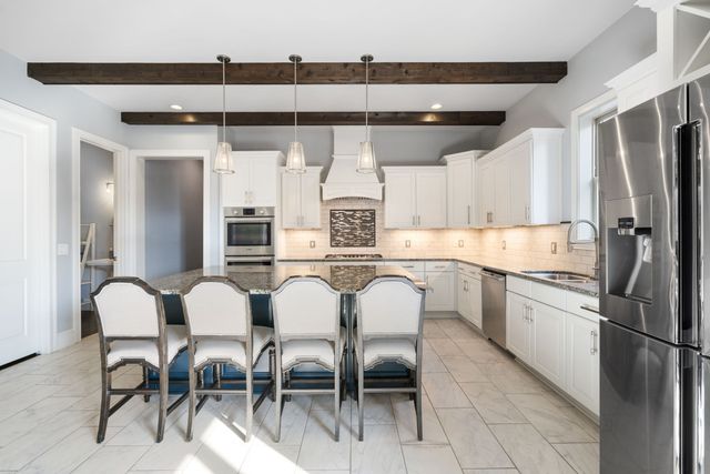 3066 Allenwood Dr, Thompsons Station, TN 37179