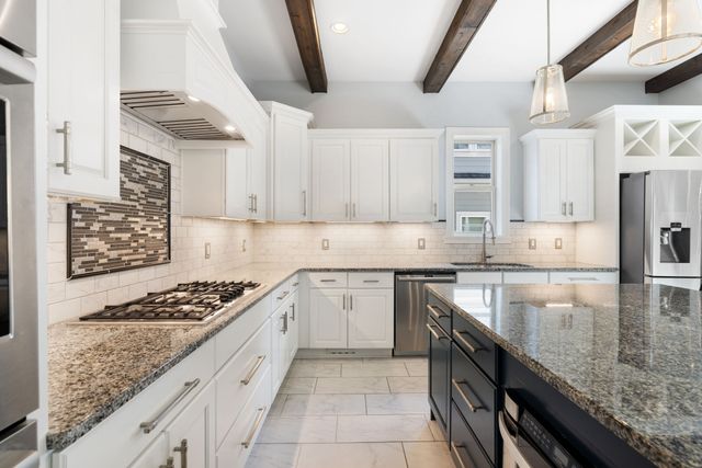 3066 Allenwood Dr, Thompsons Station, TN 37179