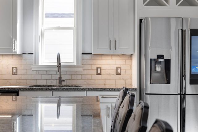 3066 Allenwood Dr, Thompsons Station, TN 37179