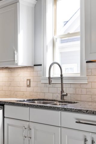 3066 Allenwood Dr, Thompsons Station, TN 37179