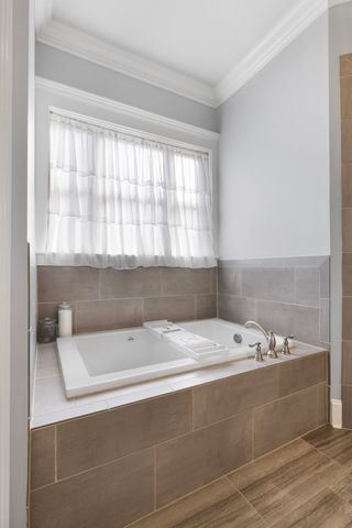 3066 Allenwood Dr, Thompsons Station, TN 37179