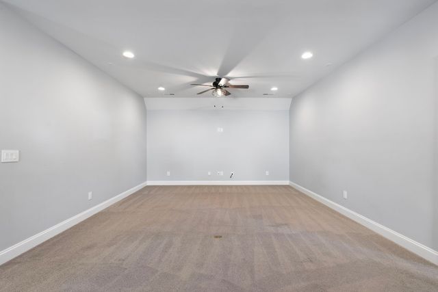 3066 Allenwood Dr, Thompsons Station, TN 37179