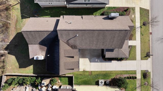 3066 Allenwood Dr, Thompsons Station, TN 37179