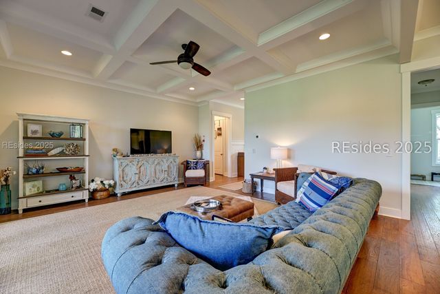 9 Bass Creek Ln, Bluffton, SC 29910