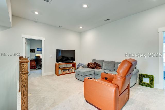 9 Bass Creek Ln, Bluffton, SC 29910