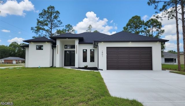 1901 Cedar AVE N, Lehigh Acres, FL 33971