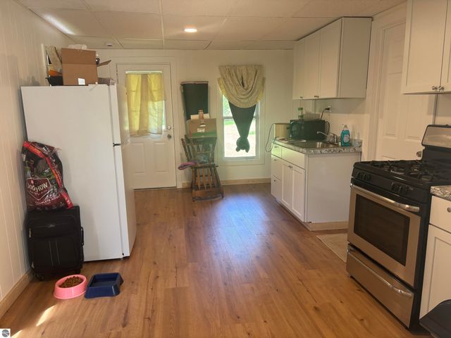 313 Pleasant Avenue, Alma, MI 48801