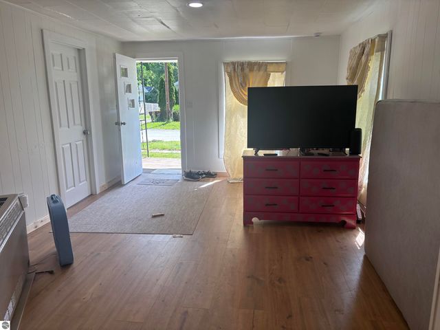 313 Pleasant Avenue, Alma, MI 48801