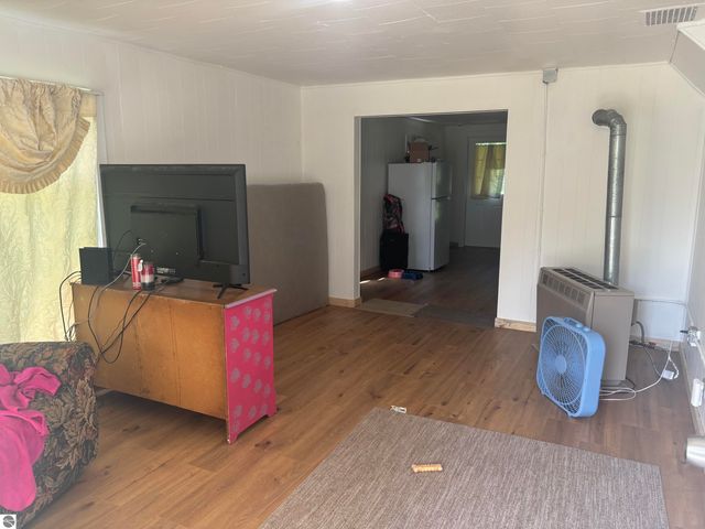 313 Pleasant Avenue, Alma, MI 48801
