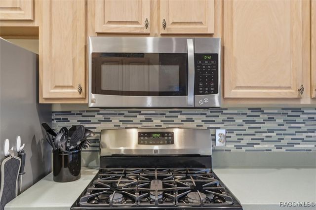 1206 W Skyview Crossing Drive, Hernando, FL 34442