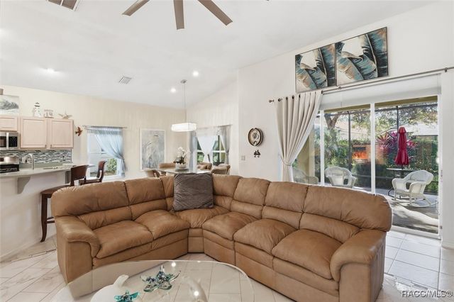 1206 W Skyview Crossing Drive, Hernando, FL 34442