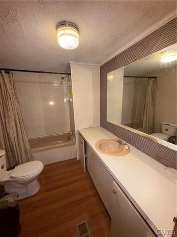 679 Hog Back Road, Albion, NY 13302