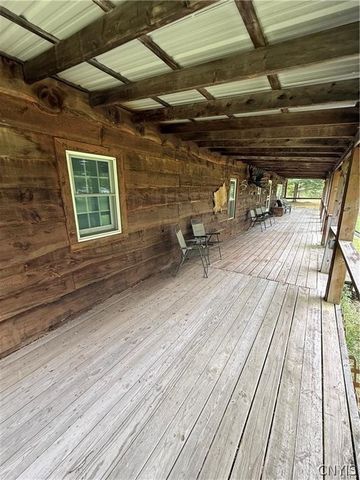 679 Hog Back Road, Albion, NY 13302