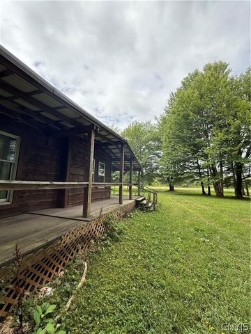 679 Hog Back Road, Albion, NY 13302