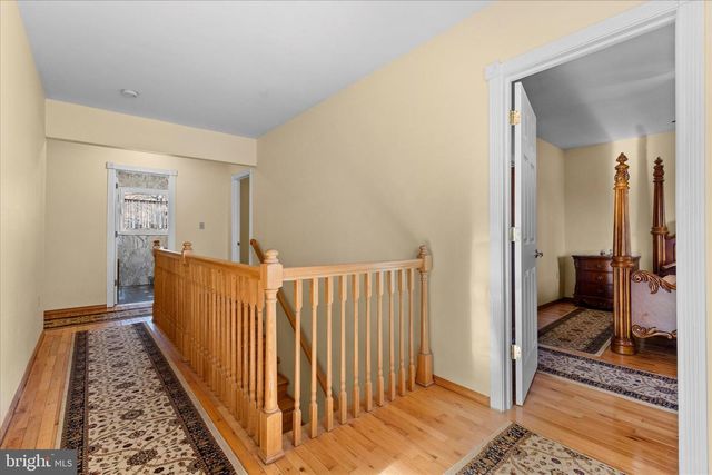 216 N CHARLOTTE ST, Manheim, PA 17545