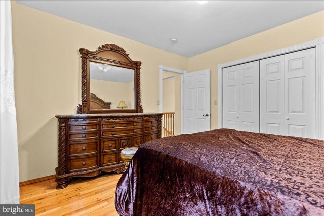 216 N CHARLOTTE ST, Manheim, PA 17545