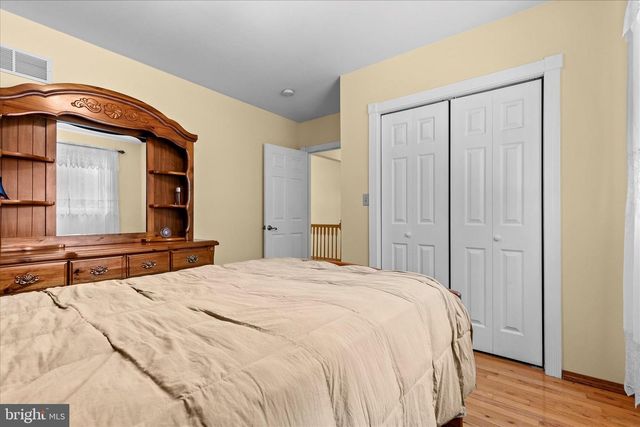 216 N CHARLOTTE ST, Manheim, PA 17545