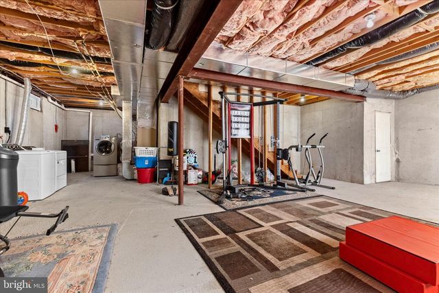 216 N CHARLOTTE ST, Manheim, PA 17545