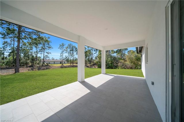 828 Genoa AVE S, Lehigh Acres, FL 33974