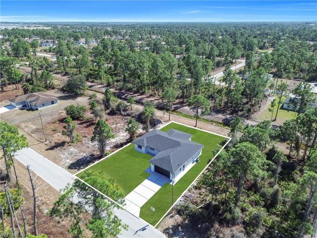 828 Genoa AVE S, Lehigh Acres, FL 33974