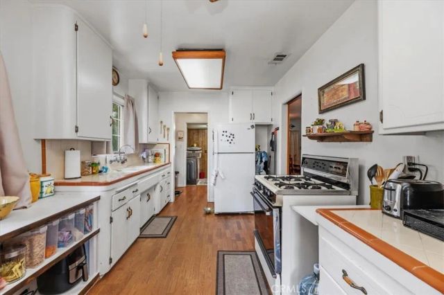 648 E 20th, San Bernardino, CA 92404