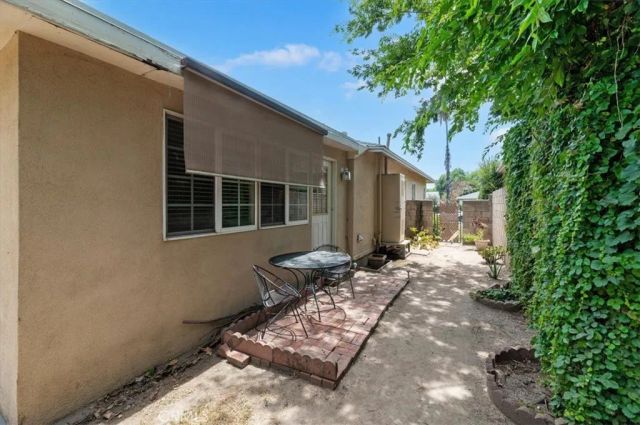648 E 20th, San Bernardino, CA 92404