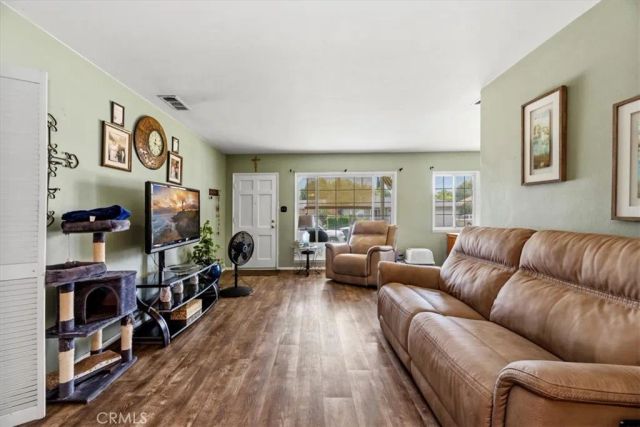 648 E 20th, San Bernardino, CA 92404