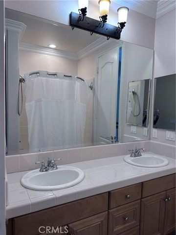 18729 Sinclair Lane, Huntington Beach, CA 92648