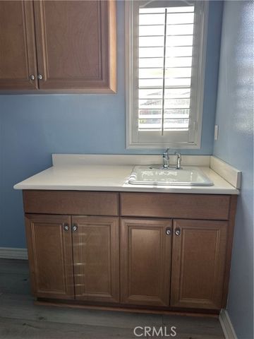 18729 Sinclair Lane, Huntington Beach, CA 92648
