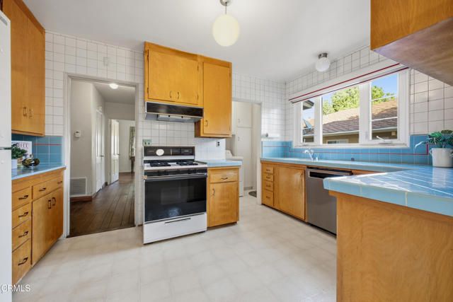 2450 E Orange Grove Boulevard, Pasadena, CA 91104