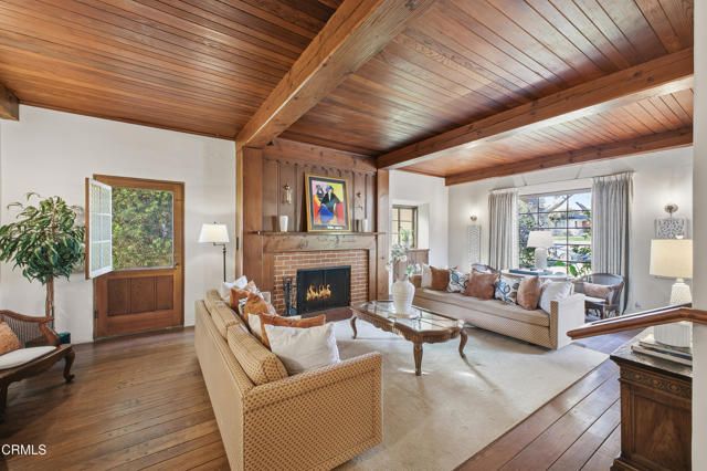 2450 E Orange Grove Boulevard, Pasadena, CA 91104