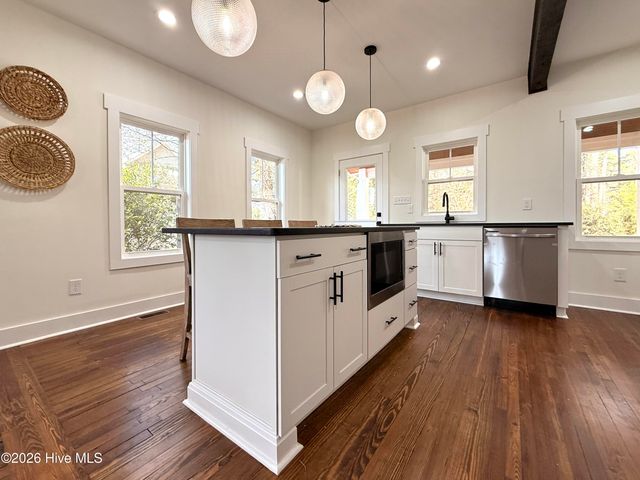 132 Tower Street, Southern Pines, NC 28387