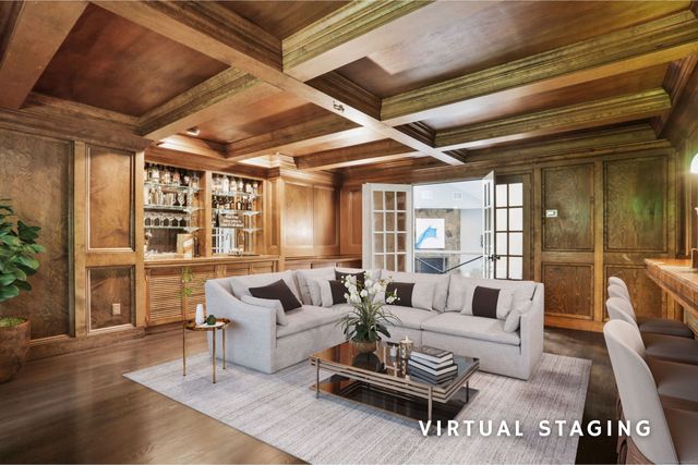 6 Reynwood Manor, Greenwich, CT 06831