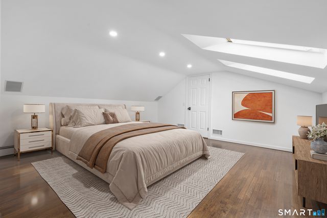 6 Reynwood Manor, Greenwich, CT 06831