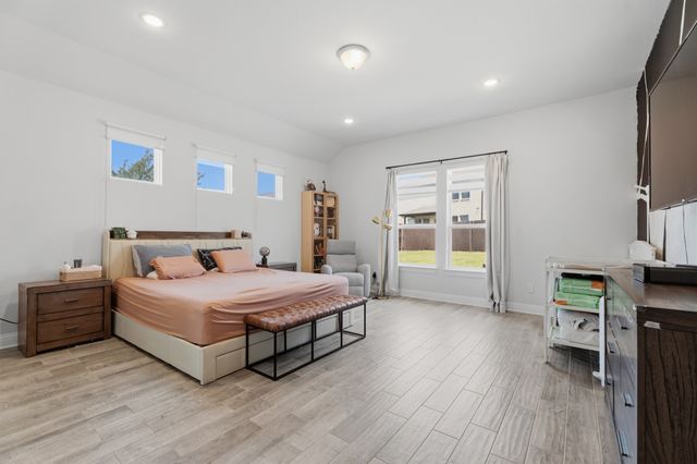 2105 Ella Lane, Carrollton, TX 75010