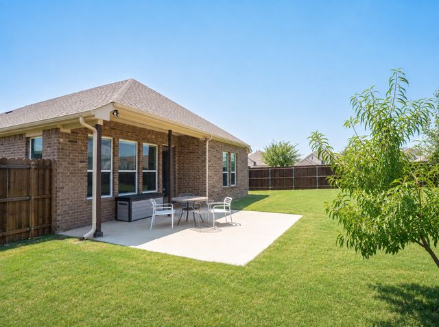 2105 Ella Lane, Carrollton, TX 75010