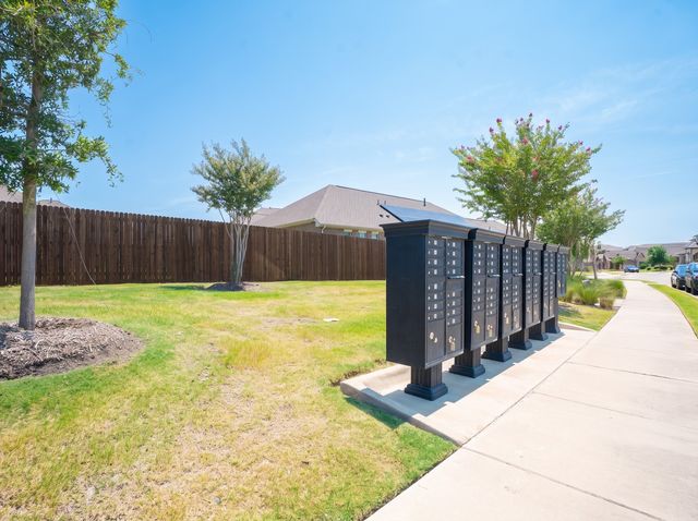 2105 Ella Lane, Carrollton, TX 75010