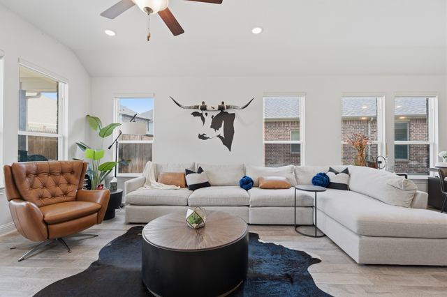 2105 Ella Lane, Carrollton, TX 75010