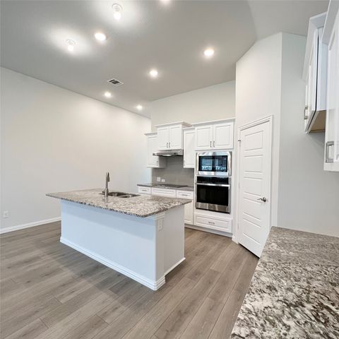 1310 Sundance Lane, Justin, TX 76247