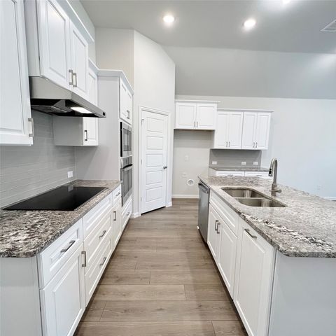 1310 Sundance Lane, Justin, TX 76247